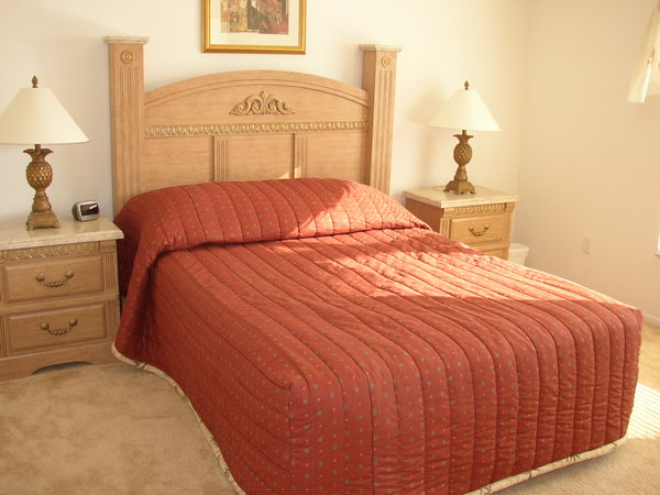 1580.master_bedroom.jpg
