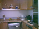 1317.tn-kitchen.jpg
