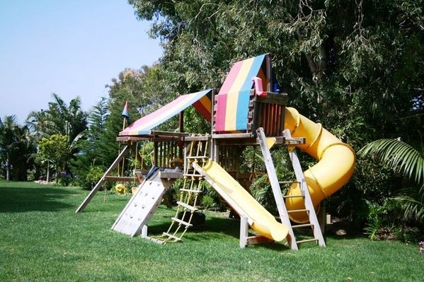 1982.playground.jpg