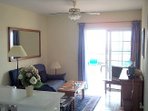 2099.tn-apartment-los-cristianos-canarian-holiday-letting-comfortable-lounge-area-54840.jpg